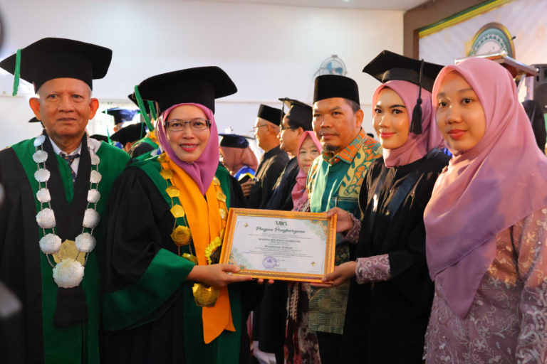 1.908 Mahasiswa UINSU Diwisuda, Rektor: Jadilah Sarjana Duta Peradaban