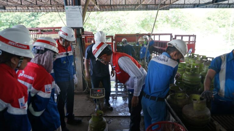 Pertamina Patra Niaga Bersama Kementerian ESDM Lakukan Sidak Ke SPPBE dan Penggunaan LPG Sektor Usaha