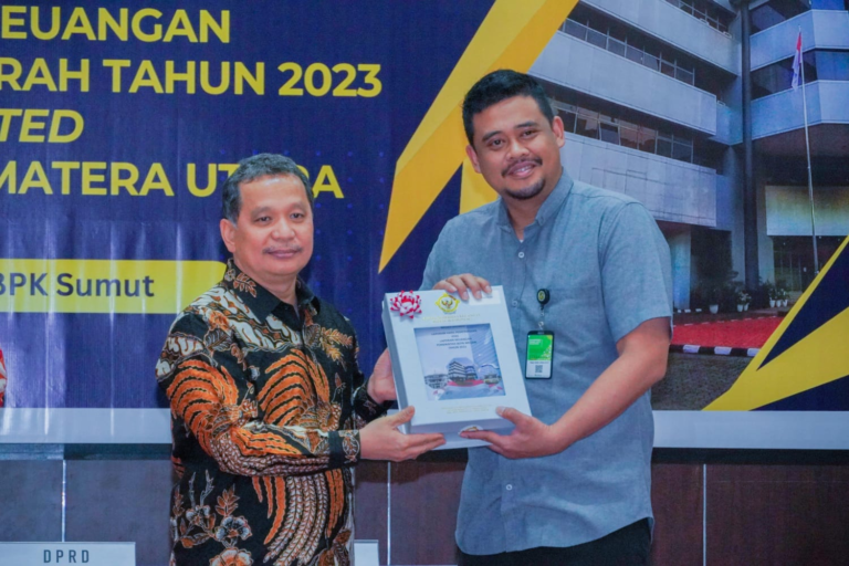 Pemko Medan Kembali Terima Penghargaan WTP