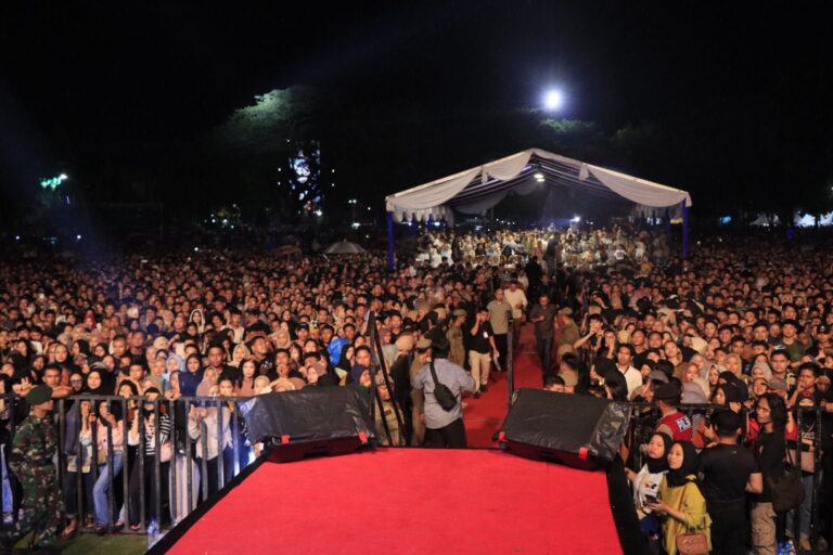 Binjai Menyala, Warga Antusias Saksikan Armada Band Dalam Rangka Hut Kota Binjai