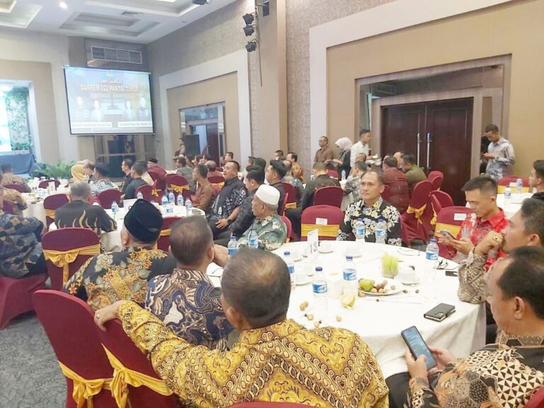 Staf Ahli Wali Kota Hadiri Acara Lepas Sambut Danrem 022/PT