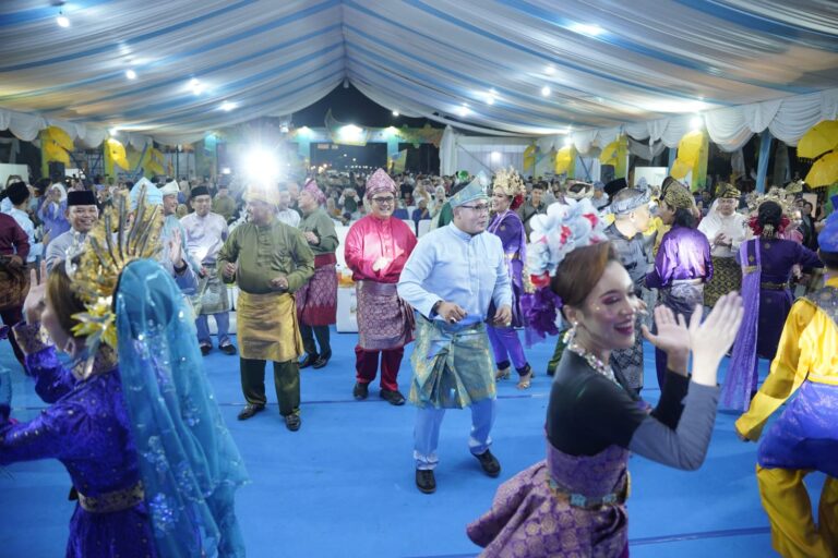 Berhasil  Promosikan Medan, Gelar Melayu Serumpun Pukau Ribuan Pengunjung