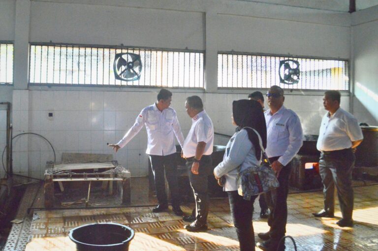 Kalapas Kelas I Medan Tinjau Renovasi Dapur