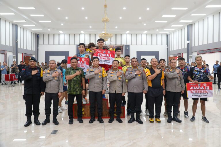 Penutupan Turnamen Tenis Meja Piala Kapolda Sumut 2024: Tingkatkan Solidaritas dan Semangat Persaudaraan