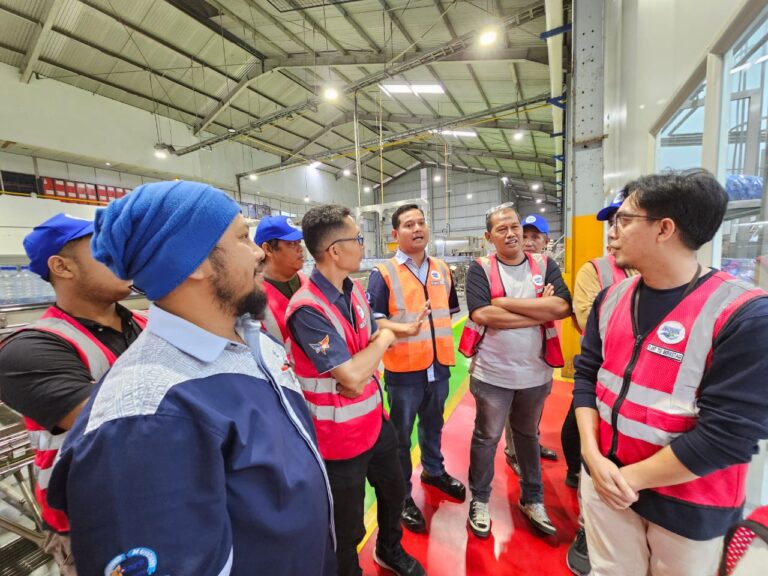 AQUA Menjaga Kualitas dan Kemurnian dari Sumber hingga Produk Dikonsumsi