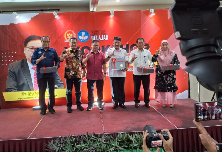 dr Sofyan Tan : Menuju Indonesia Emas Jangan Bikin Cemas