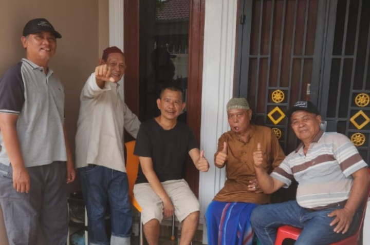 Jumat Berkah, Ketua Pewarta Polrestabes Medan Kembali Berbagi kepada Warga