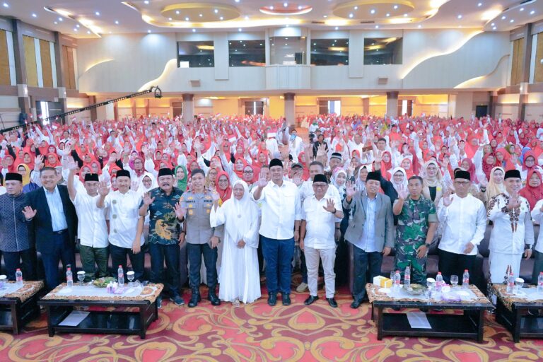 Hadiri Milad Majelis Ta’lim, Wali Kota : Pemko Medan Tidak Bisa Jalan Sendiri