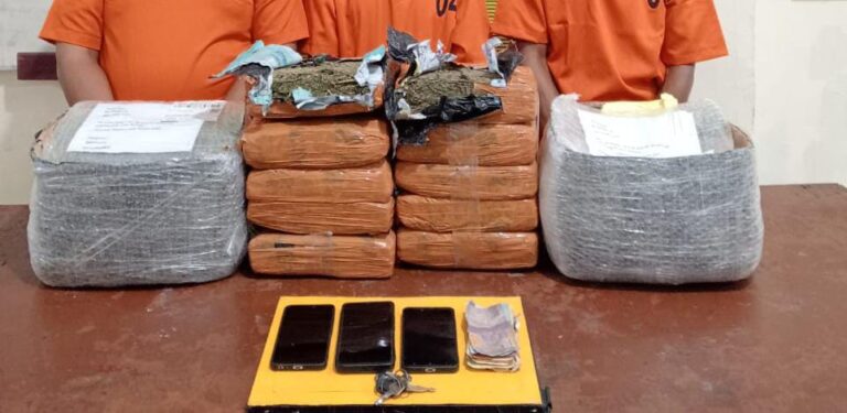 Polisi Gagalkan Pengiriman Ganja Sebanyak 10 Kg