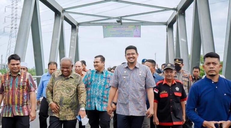 Pembangunan Jembatan Sicanang Selesai