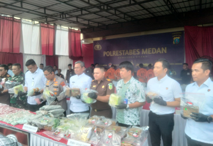 Walikota Medan Musnahkan Sabu 35 Kg dan 36 Ribu Butir Ekstasi di Polrestabes