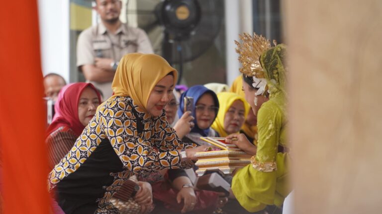 Ny. Uke Faisal Hasrimy Dorong Kreativitas TP PKK untuk Inovasi Program di Langkat