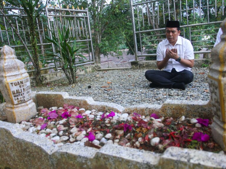 Hasan Basri Sagala Berkunjung ke Kampung Darussalam: Ruh Kasih Sayang Nyata di Kampung Ini