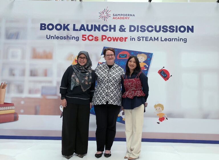 Kenalkan Pendidikan STEAM, Sampoerna Academy Hadirkan Buku Cerita Berkualitas Karya Para Siswa