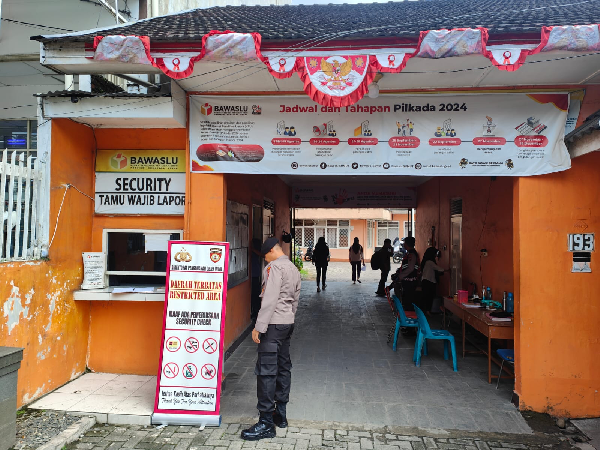 Memasuki Tahapan Kampanye Pemilu 2024, Polda Sumut Perketat Pengamanan di Kantor KPU dan Bawaslu