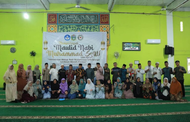 SMKN 9 Medan Lomba Seni Islami Meriahkan Maulid Nabi Muhammad