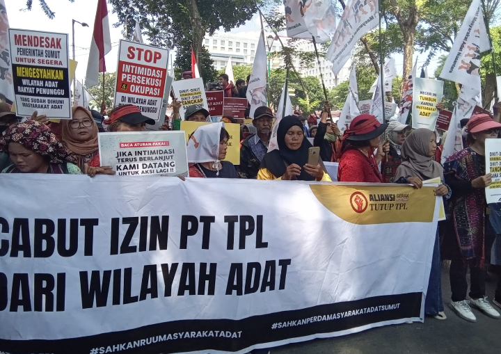 Massa Kecewa Legislator Golkar Baru Belajar Ranperda Masyarakat Adat