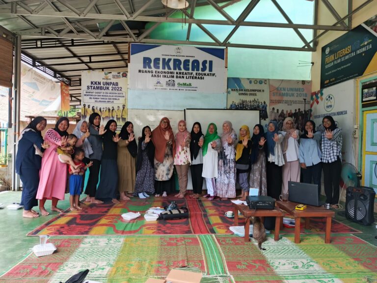 Membangun Ketahanan Keuangan Keluarga Melalui Literasi di Rumah Pintar YAFSI