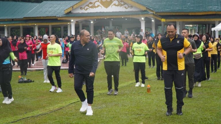 Ribuan Warga Langkat Semarakkan Power Fit Party Bersama Pimpinan Daerah