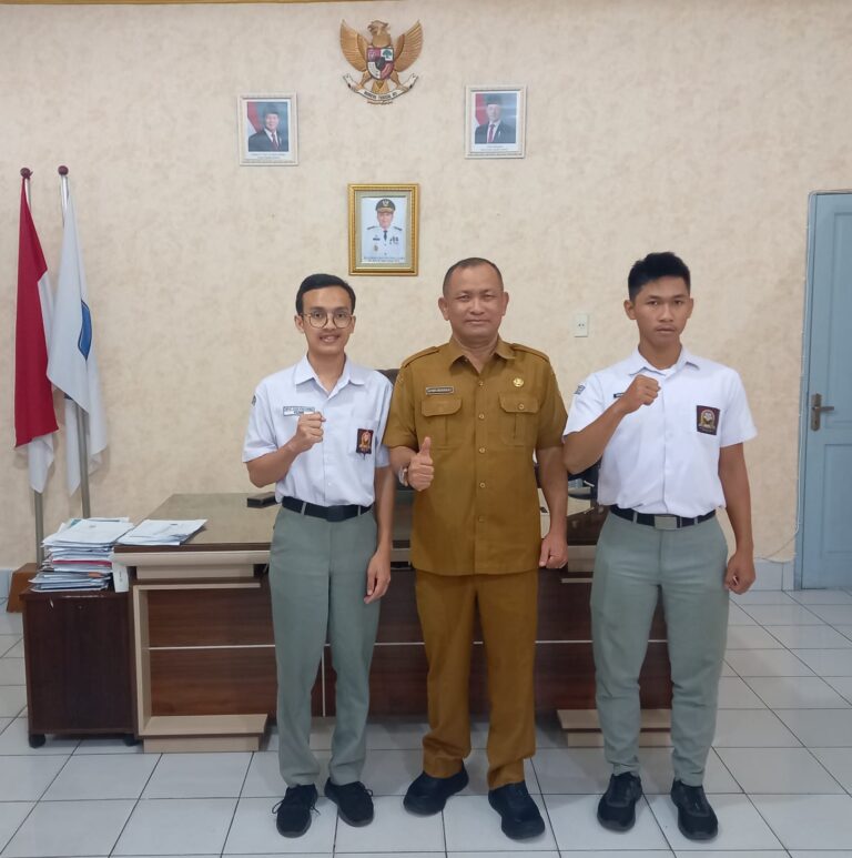 Dua Siswa SMKN 10 Medan Torehkan Prestasi Luar Biasa