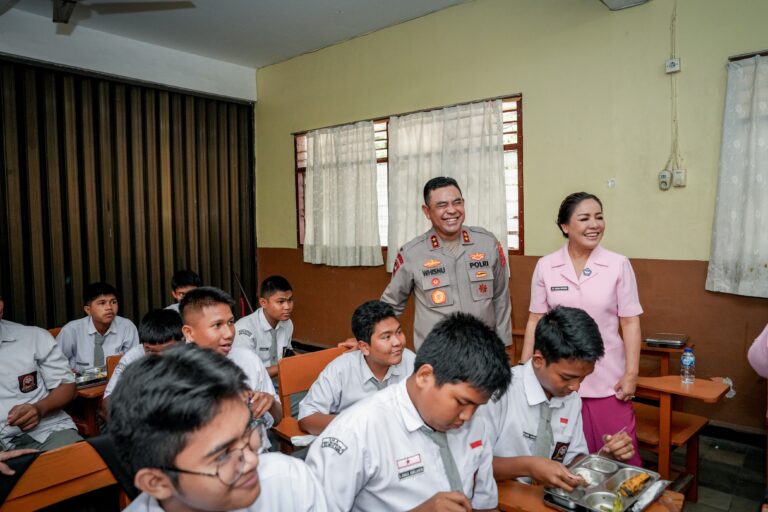 Kapolda Sumut Tinjau Uji Coba Program Makan Bergizi Gratis, Dukung Generasi Sehat dan Cerdas