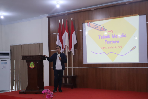 SMAN 2 Medan Gelar Pelatihan Jurnalistik Teknik Menulis Feature