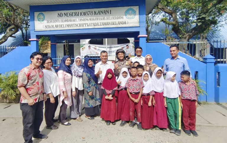 Masyarakat Antusias Saksikan Pak Bhabin Produksi Konten Edukasi Tertib Berlalu Lintas di Sumut