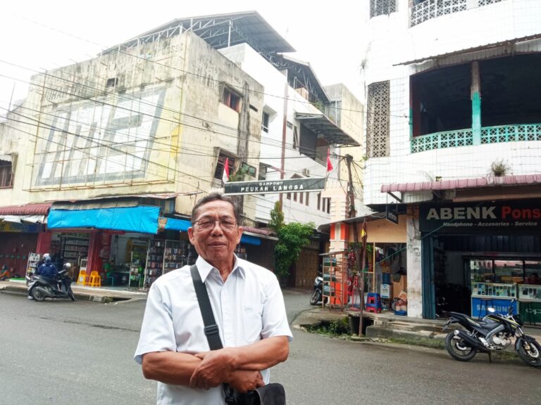 Penyair Romulus Siahaan Pimpin Bishop GMMI