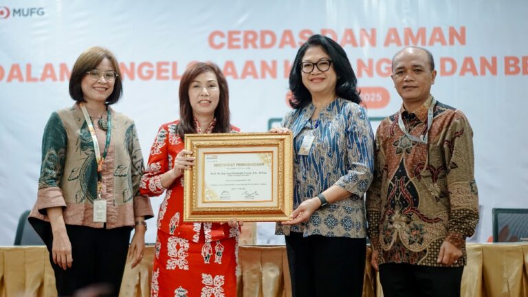 Danamon Dukung Pendidikan Inklusif Melalui Pengadaan Fasilitas Smart Classroom dan Program Literasi Keuangan di Universitas Sari Mutiara Indonesia