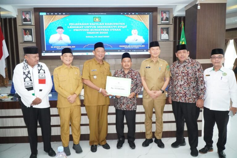 Bupati Langkat Syah Afandin Lepas 14 Kafilah STQH: Jadikan Al-Qur’an Sebagai Nafas Kehidupan
