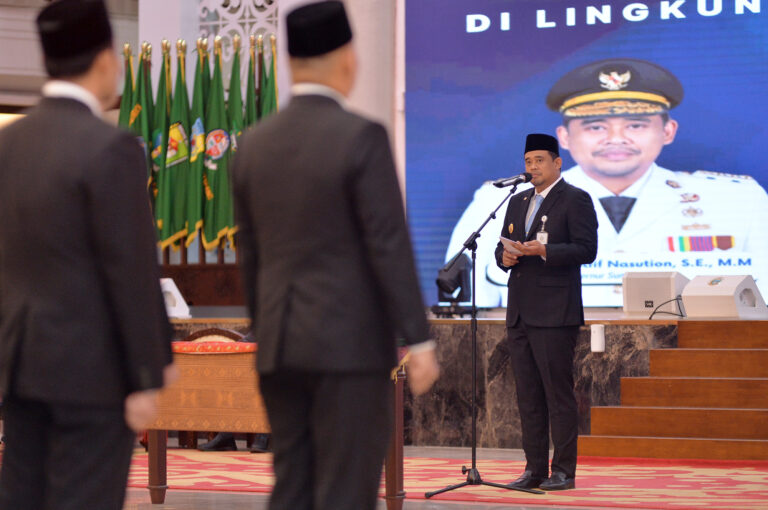 Lantik 103 Pejabat Administrator dan Fungsional, Bobby Nasution Minta Dapat Bekerja Sama dan Berkolaborasi