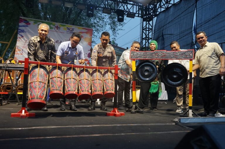 Buka Pesta Seni Medan 2025, Wali Kota Jamin Junjung Tinggi Kesenian dan Kebudayaan