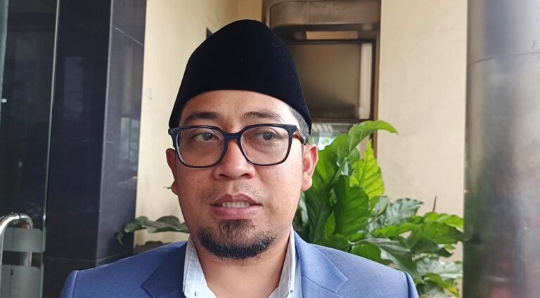 Bantah Ada Cekcok, Anggota Komisi II: Deddy Sitorus Miss Komunikasi