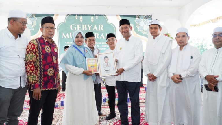 Bupati Langkat Syah Afandin Zikir Akbar Bersama Masyarakat, Haru Dengarkan Lansia Baca Al-Qur’an