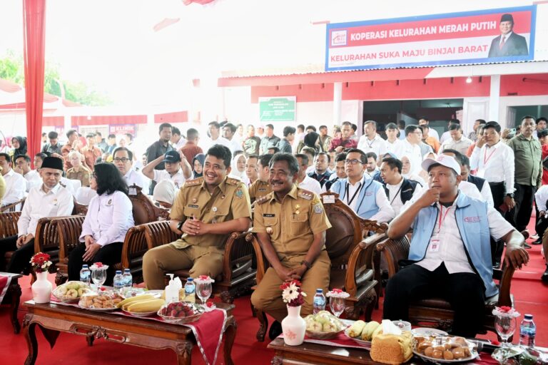 Resmikan Koperasi Kelurahan Merah Putih di Binjai, Gubernur Bobby Nasution Sebut Perputaran Ekonomi Bisa Capai Rp2,5 Miliar