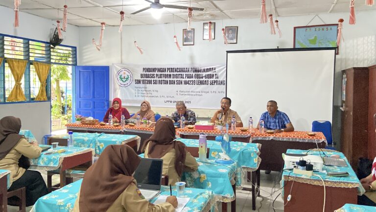 Guru Dituntut Mampu Menyajikan Pembelajaran yang Menarik