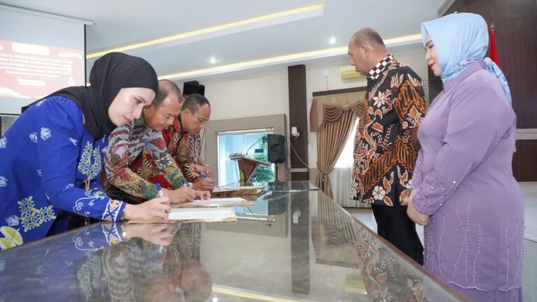 Bupati Langkat Tegaskan Komitmen Birokrasi Berdampak Nyata dalam Dialog Kinerja Triwulan II