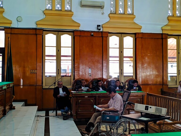 Dokter Spesialis Terdakwa Pengrusakan Disidangkan di PN Medan, Hakim Tegur PH Paulus Yusnari