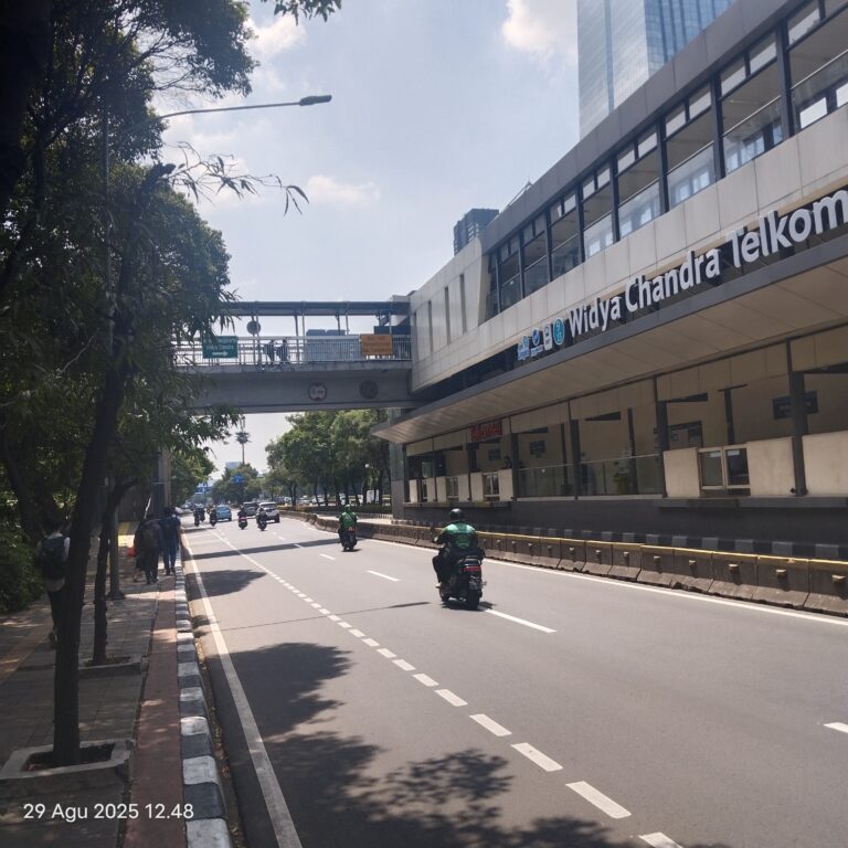 Jakarta seperti Mencekam, Jalanan Sepi