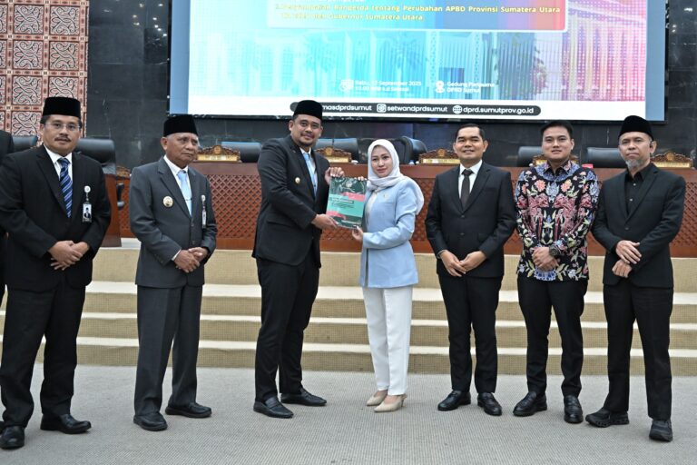Rp12,5 Triliun untuk Pembangunan Sumut, Bobby Nasution Sampaikan Ranperda P-APBD 2025