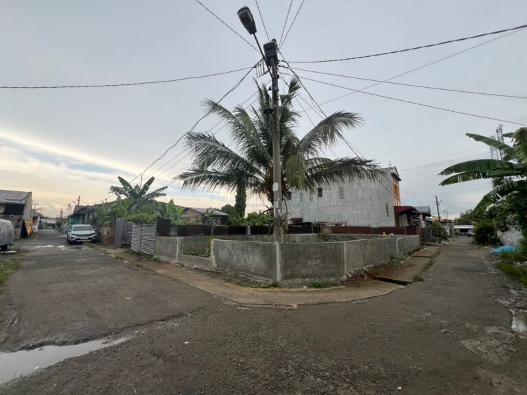 Warga Keluhkan Jalan Berlobang di Harjosari I, Agus Setiawan Minta Dinas SDABMBK Prioritaskan Perbaikan