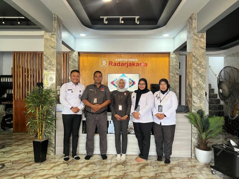 PK Bapas Jakbar Gruduk Kantor Radar Jakarta, Ada Apa?
