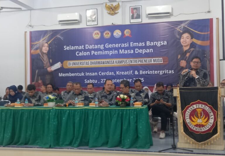 Mahasiswa Baru UNDHAR Disambut Lagu Tabola Bale dan Pantun 