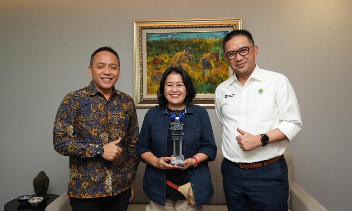 Srikandi PalmCo Raih Juara Pertama Lomba Puisi Nasional Balai Pustaka