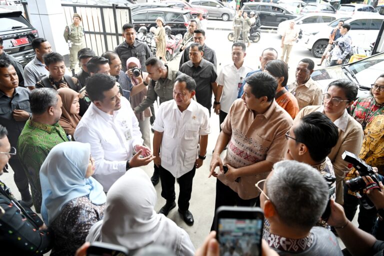 Bobby Nasution Dampingi Menteri PKP dan Mendagri Kunjungi MPP Medan, Dorong Percepatan Pembangunan Perumahan Subsidi