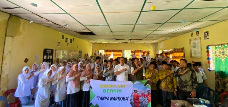 Sosialisasi dan Penyuluhan Bahaya Narkoba di Sekolah Ar Rahman Membangun Generasi Bersih dan Berkarakter