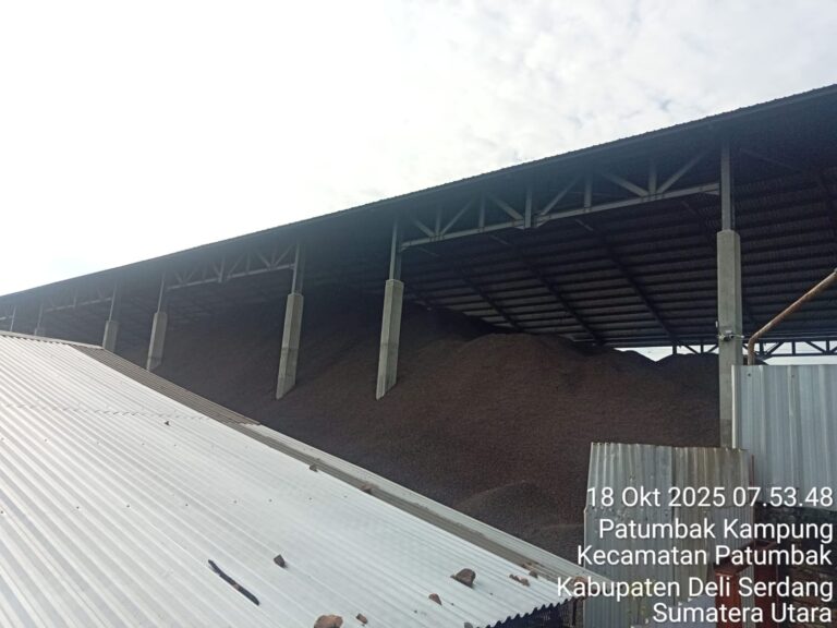 Diduga Owner PT UG Kebal Hukum dan Abaikan Warga Terdampak Bau Busuk Cangkang Sawit