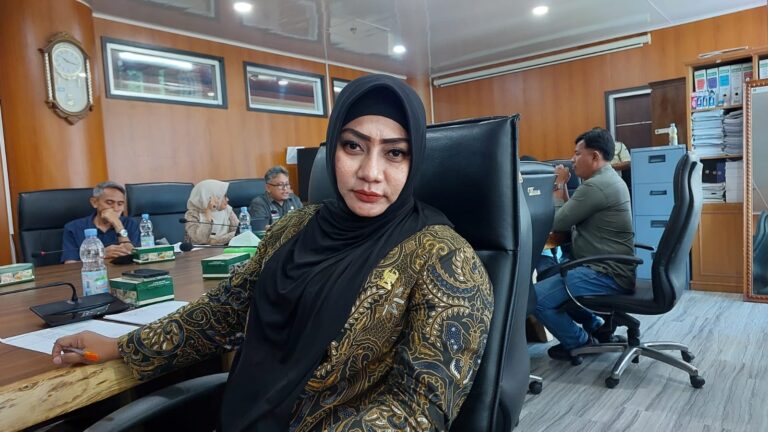 RDP di Komisi IV Molor, Lailatul Badri Ingatkan Disiplin OPD Pemko Medan