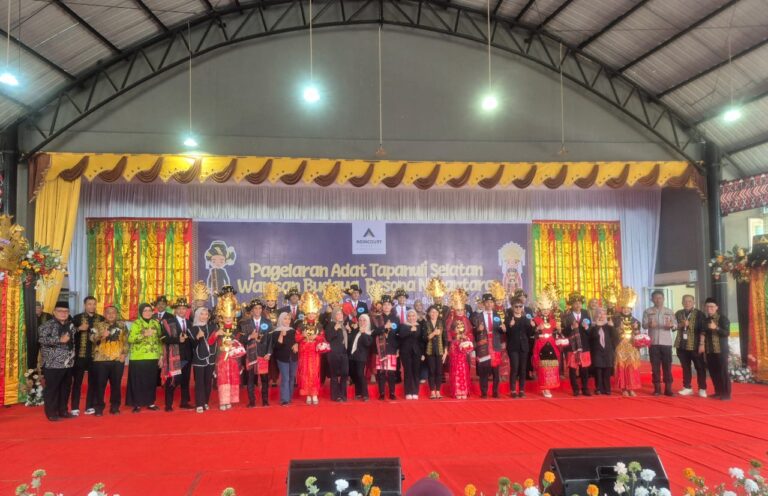 Lestarikan Warisan Budaya Dalihan Natolu, PT Agincourt Resources Gelar Pagelaran Adat Tapsel