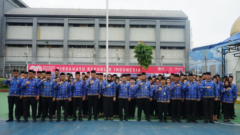 Kobarkan Semangat Juang, Lapas Kelas I Medan Gelar Upacara Bertema Terus Bergerak Lanjutkan Perjuangan